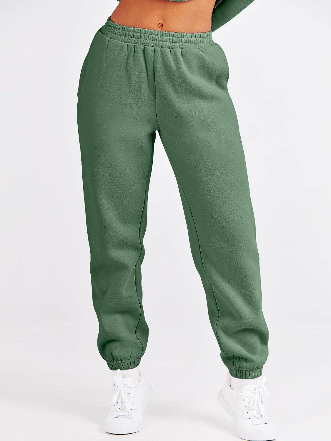 imageANRABESS Womens Two Piece Outfits Sweatsuit Lounge Set Long Sleeve Crewneck Sweatshirt Jogger Pants Tracksuit 2025 Fall SetsGreen